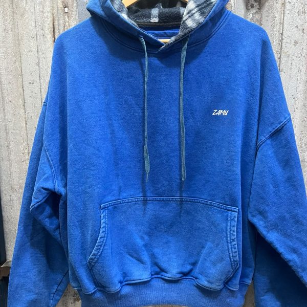Polerón Hoodie Acid Wash con Gorro Cuadrillé a Tono